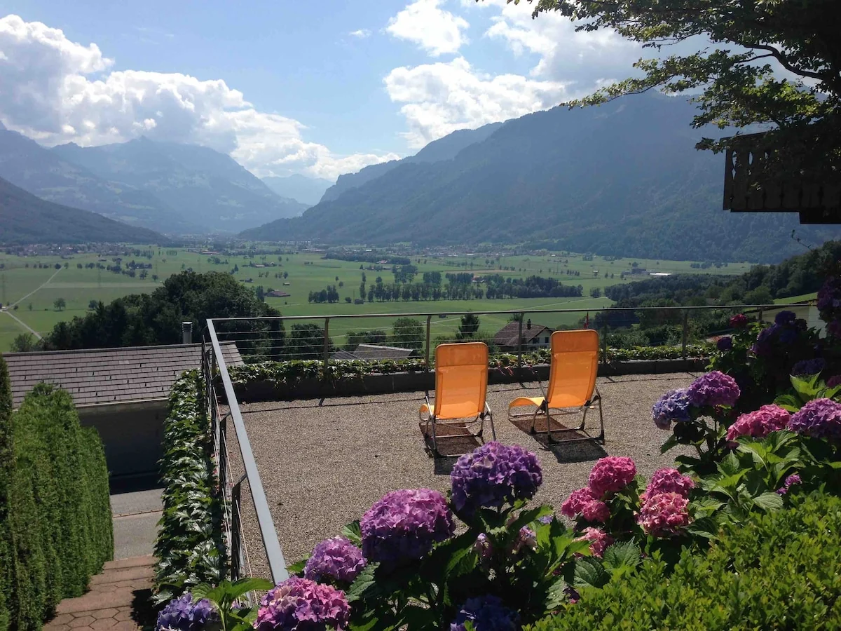 Chalet Anderegg – Aussicht auf die Berge